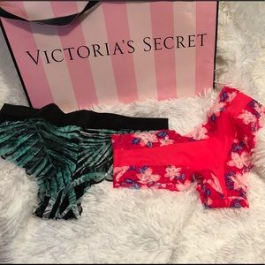NWOT🦋Victoria’s Secret-PINK-“Cheekster” Bundle.